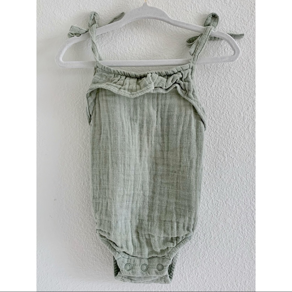 Jamie Kay Rompers Bundle - Picture 13 of 16